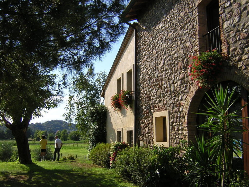 Agriturismo Trebisonda Country Resort Monzambano Exterior photo